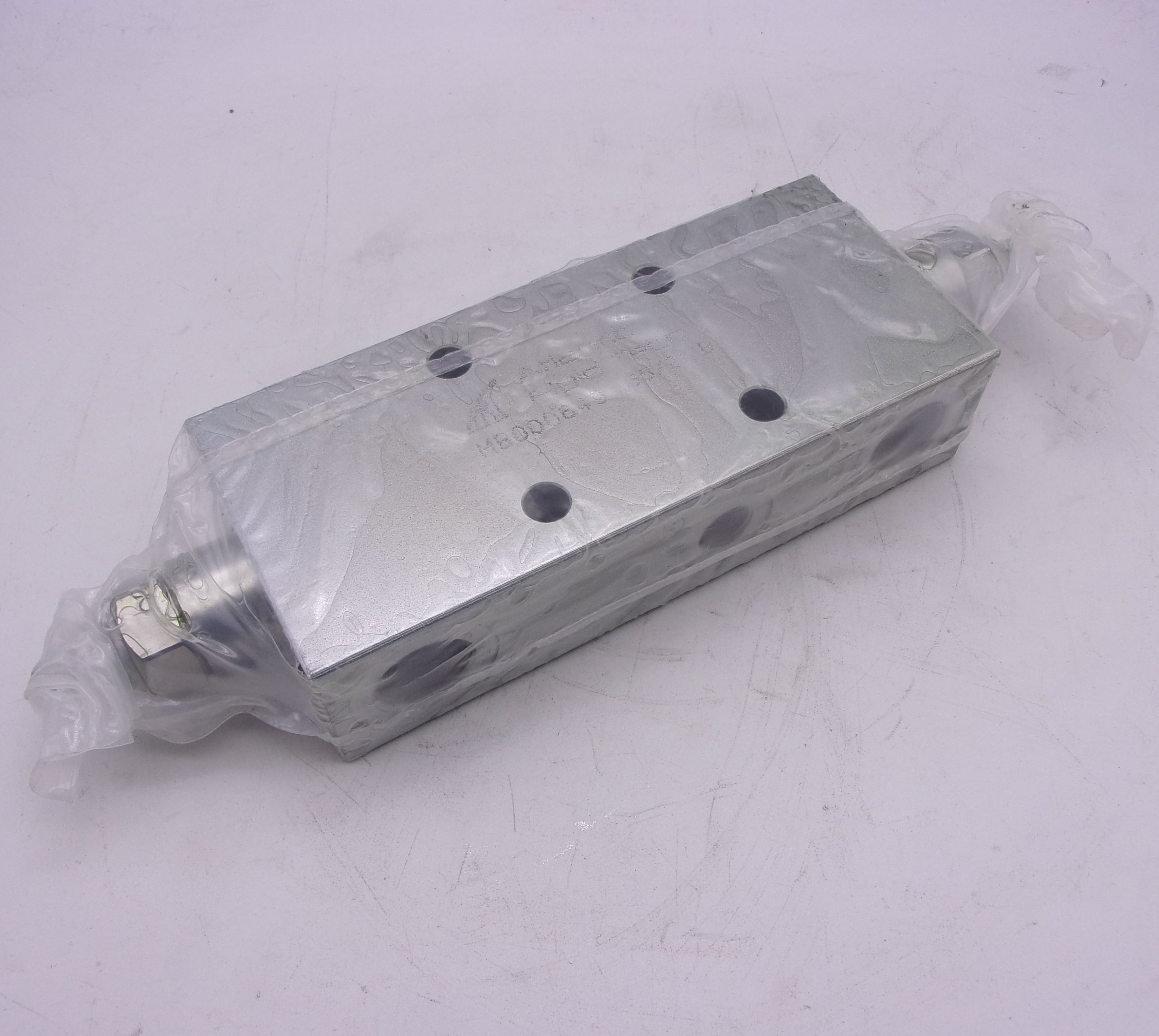 Magni RTH Ventilblock Klappstütze | Hydraulikblock Abstützung – Teilenummer 11677