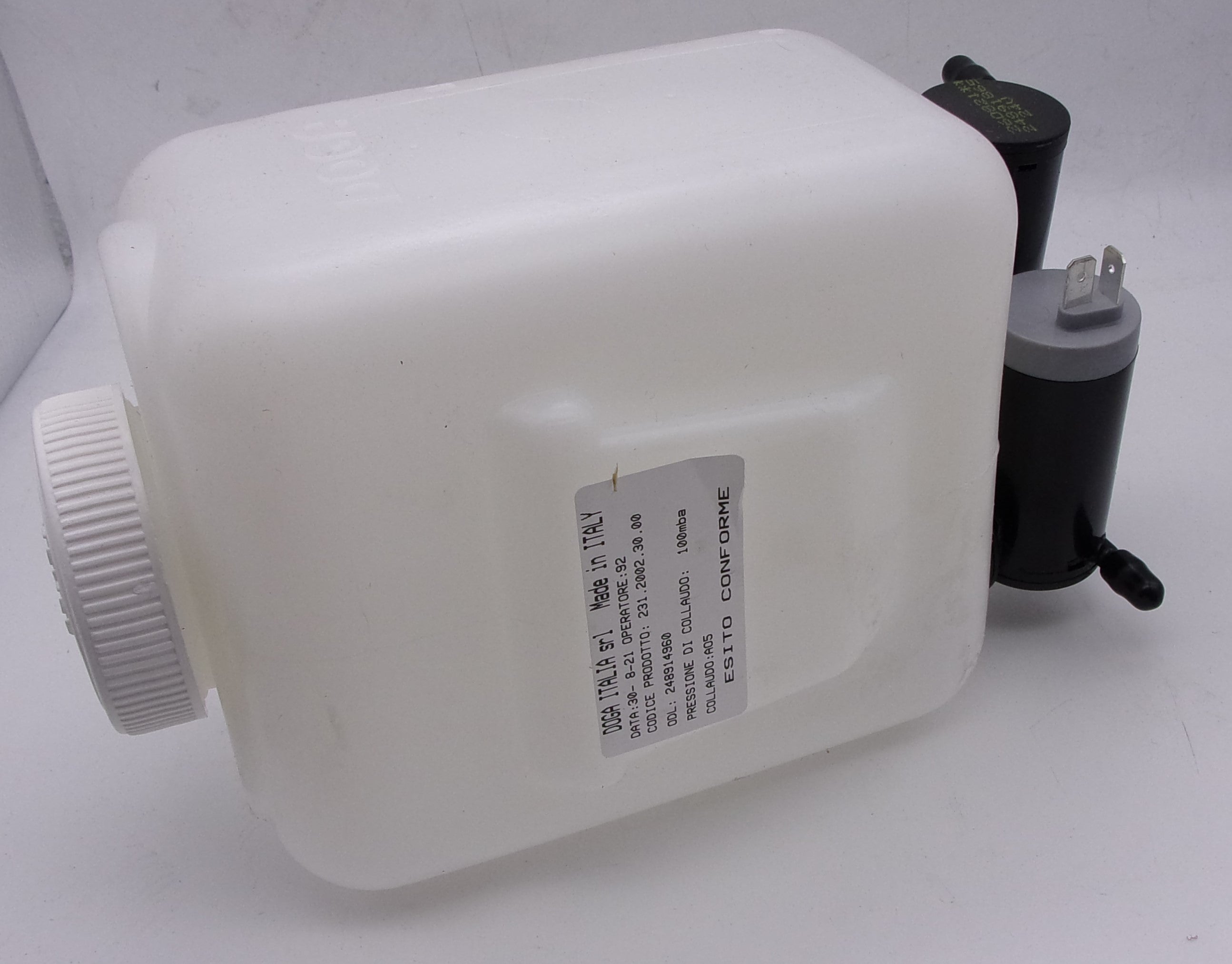 Wischwasserbehälter für Magni RTH Teleskopstapler mit 24V Waschwasserpumpen Teilenummer 13214